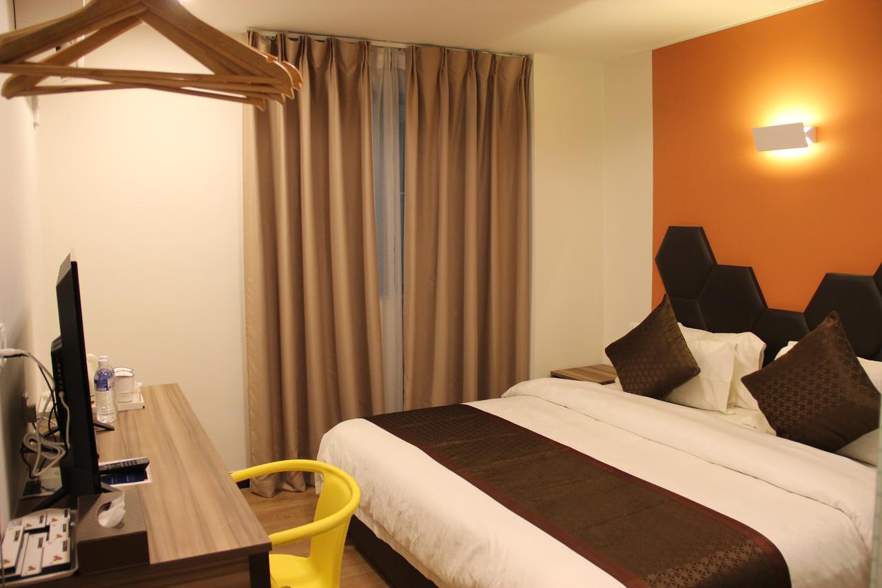 Memoire Hornbill Hotel Kuching Exteriör bild