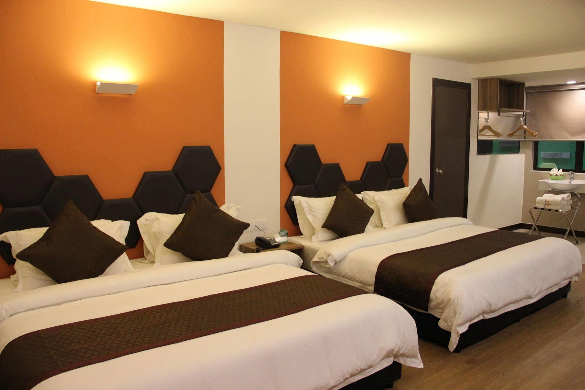 Memoire Hornbill Hotel Kuching Exteriör bild